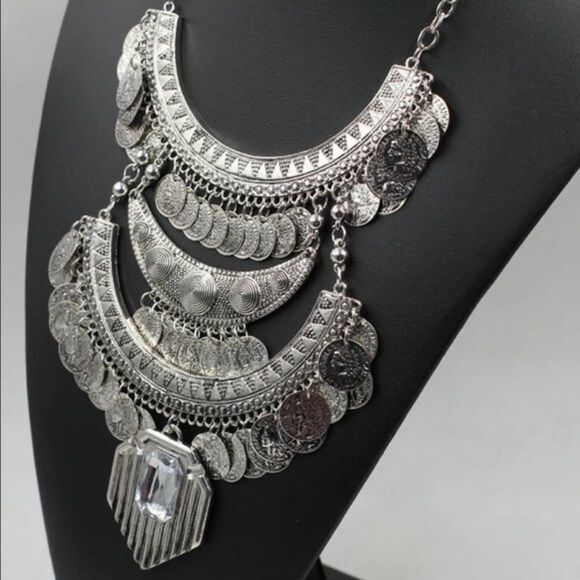 3x's HP Coin Necklace - Picture 3 of 4